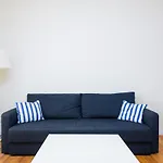 アパート Ringi Heritage Old Town Residences - The Bright & Nordic - Terrace & Parking パルヌ